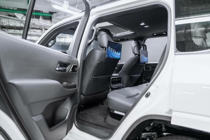 Новый Toyota Land Cruiser 300 Series 2026 года, цена 13 990 000 рублей, внедорожник, Автокод Объявления