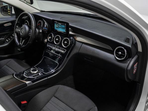 Mercedes-Benz C-Класс IV (W205) Рестайлинг с пробегом 2019 года, цена 2 599 000 рублей, 124860 км, седан, Автокод Объявления