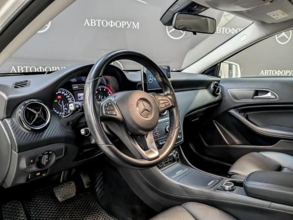Mercedes-Benz GLA I (X156) с пробегом 2015 года, цена 2 400 000 рублей, 30131 км, внедорожник, Автокод Объявления