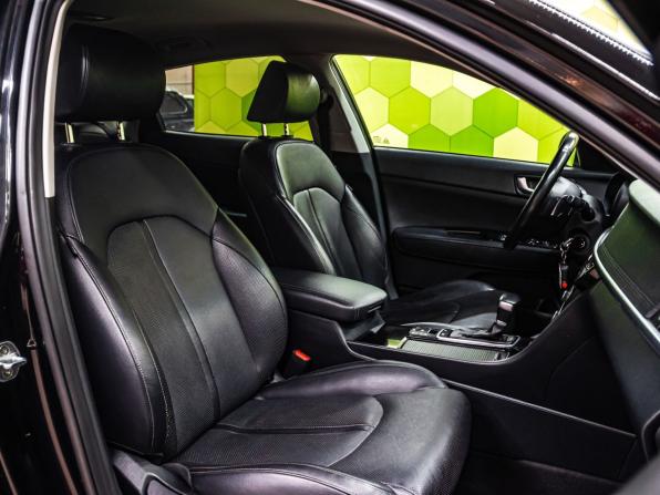 Kia Optima IV с пробегом 2017 года, цена 1 960 000 рублей, 132678 км, седан, Автокод Объявления
