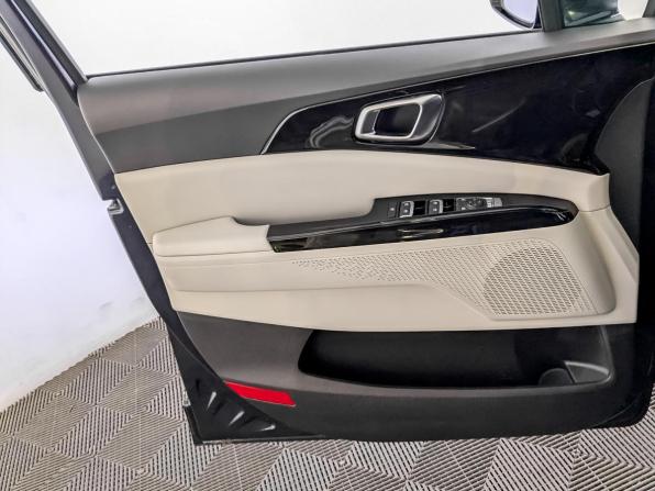 Kia Carnival IV с пробегом 2021 года, цена 3 830 000 рублей, 96334 км, минивэн, Автокод Объявления