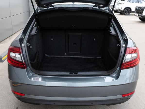 Skoda Octavia III (A7) Рестайлинг с пробегом 2018 года, цена 2 749 000 рублей, 20383 км, лифтбек, Автокод Объявления