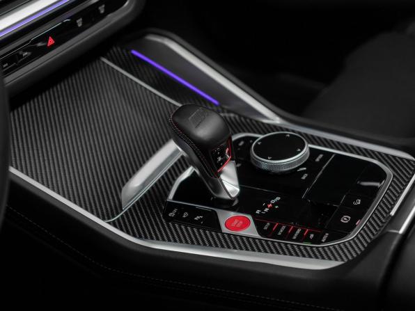 BMW XM с пробегом 2024 года, цена 19 900 000 рублей, 817 км, внедорожник, Автокод Объявления