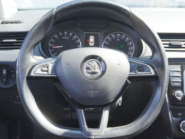 Skoda Octavia III (A7) с пробегом 2016 года, цена 1 366 000 рублей, 222205 км, лифтбек, Автокод Объявления
