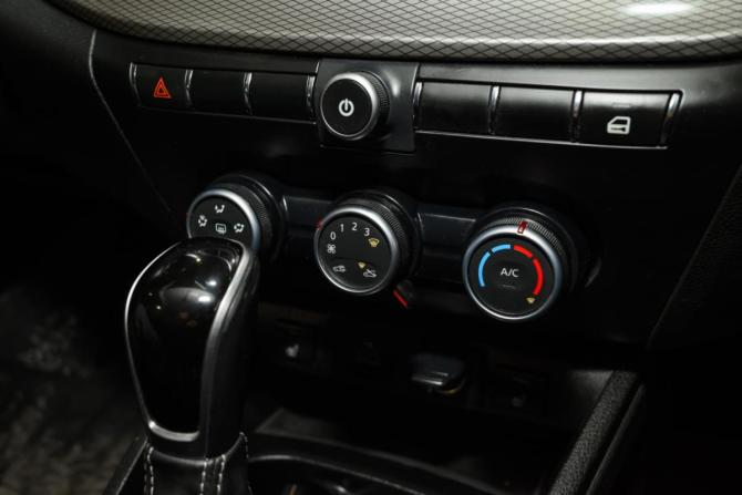 Lada (ВАЗ) Vesta I Рестайлинг (NG) с пробегом 2024 года, цена 1 290 000 рублей, 27475 км, седан, Автокод Объявления