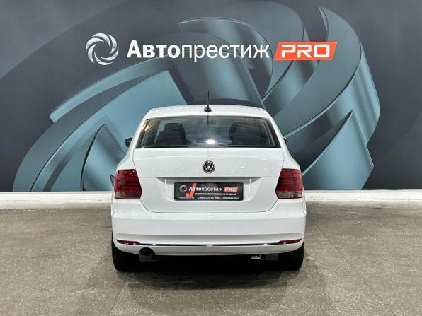 Volkswagen Polo V Рестайлинг с пробегом 2020 года, цена 1 177 000 рублей, 59500 км, седан, Автокод Объявления