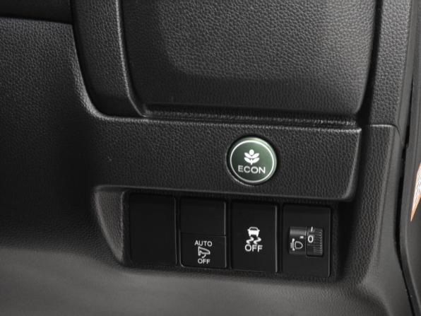 Honda Fit III с пробегом 2017 года, цена 930 000 рублей, 117000 км, хэтчбек, Автокод Объявления