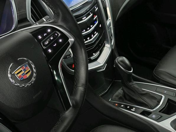 Cadillac SRX II Рестайлинг с пробегом 2013 года, цена 1 260 000 рублей, 229509 км, внедорожник, Автокод Объявления