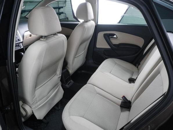 Volkswagen Polo V Рестайлинг с пробегом 2016 года, цена 1 289 000 рублей, 80625 км, седан, Автокод Объявления