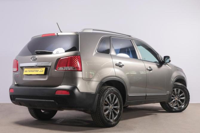 Kia Sorento II с пробегом 2012 года, цена 1 549 000 рублей, 261600 км, внедорожник, Автокод Объявления