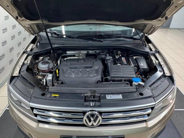 Volkswagen Tiguan II с пробегом 2018 года, цена 2 520 000 рублей, 128201 км, внедорожник, Автокод Объявления