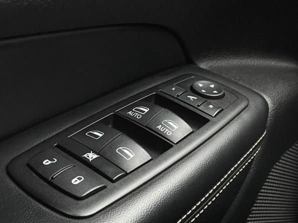 Jeep Grand Cherokee IV (WK2) Рестайлинг с пробегом 2014 года, цена 2 225 000 рублей, 168000 км, внедорожник, Автокод Объявления