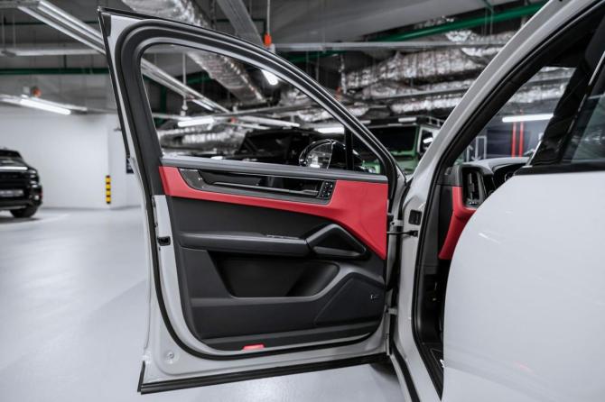 Новый Porsche Cayenne III Рестайлинг 2025 года, цена 22 700 000 рублей, внедорожник, Автокод Объявления