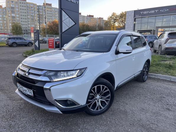 Mitsubishi Outlander III Рестайлинг 2 с пробегом 2018 года, цена 1 690 000 рублей, 141225 км, внедорожник, Автокод Объявления