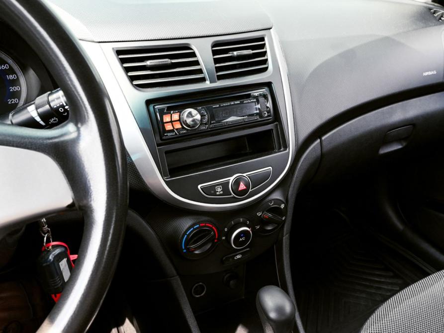 Hyundai Solaris I Екатеринбург  - изображение 10