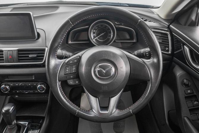 Mazda Axela III с пробегом 2014 года, цена 1 449 000 рублей, 65000 км, седан, Автокод Объявления