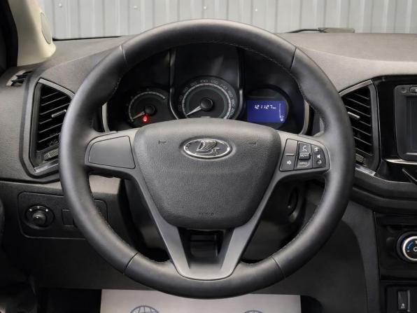Lada (ВАЗ) XRAY I с пробегом 2017 года, цена 837 000 рублей, 121127 км, хэтчбек, Автокод Объявления