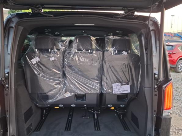 Новый Mercedes-Benz V-Класс III (W447) Рестайлинг 2 2026 года, цена 16 990 000 рублей, минивэн, Автокод Объявления