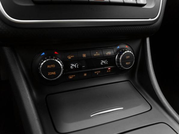 Mercedes-Benz A-Класс III (W176) с пробегом 2013 года, цена 1 680 000 рублей, 74840 км, хэтчбек, Автокод Объявления
