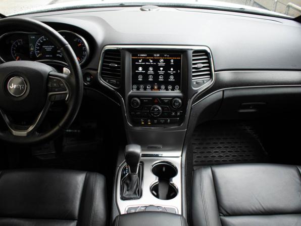 Jeep Grand Cherokee IV (WK2) Рестайлинг с пробегом 2018 года, цена 4 447 000 рублей, 28356 км, внедорожник, Автокод Объявления