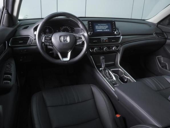 Honda Accord X Рестайлинг с пробегом 2022 года, цена 3 869 000 рублей, 26344 км, седан, Автокод Объявления