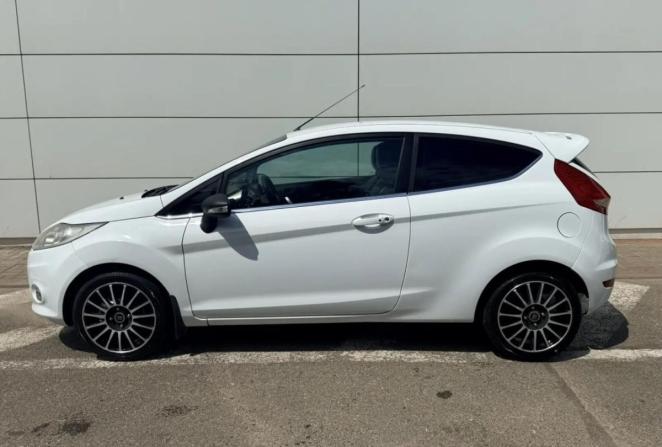 Ford Fiesta Mk6 с пробегом 2009 года, цена 490 000 рублей, 137485 км, хэтчбек, Автокод Объявления