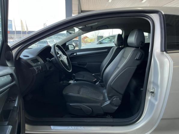 Opel Astra H Рестайлинг с пробегом 2008 года, цена 474 000 рублей, 250000 км, хэтчбек, Автокод Объявления