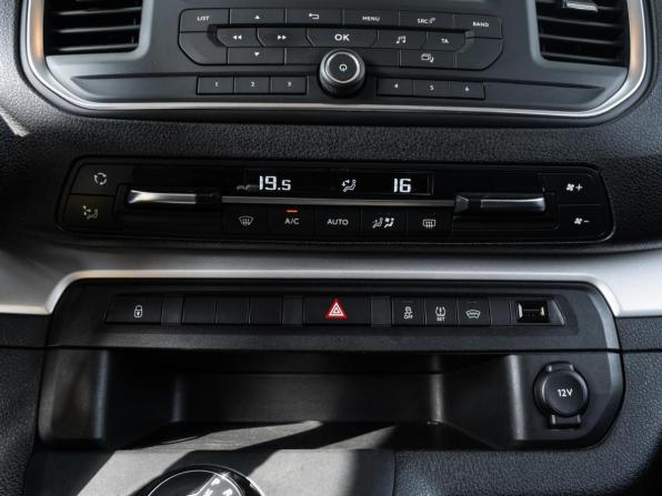 Peugeot Traveller I с пробегом 2020 года, цена 3 465 000 рублей, 98746 км, минивэн, Автокод Объявления