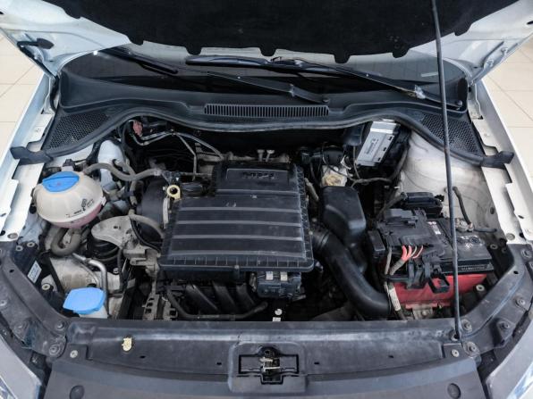 Volkswagen Polo V Рестайлинг с пробегом 2016 года, цена 1 190 000 рублей, 127208 км, седан, Автокод Объявления