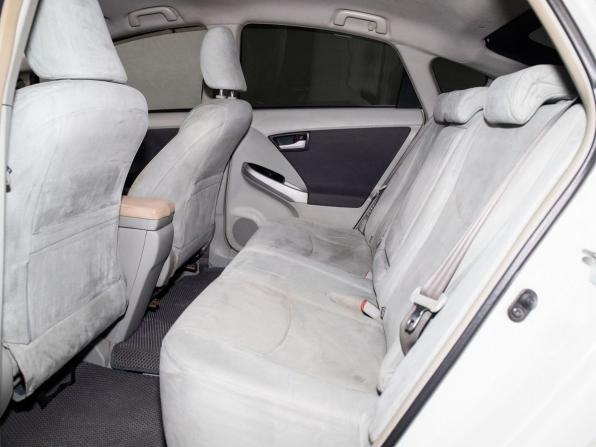 Toyota Prius III (XW30) с пробегом 2011 года, цена 999 000 рублей, 281454 км, лифтбек, Автокод Объявления