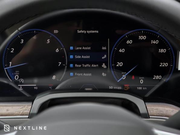Новый Volkswagen Touareg III Рестайлинг 2025 года, цена 8 390 000 рублей, внедорожник, Автокод Объявления