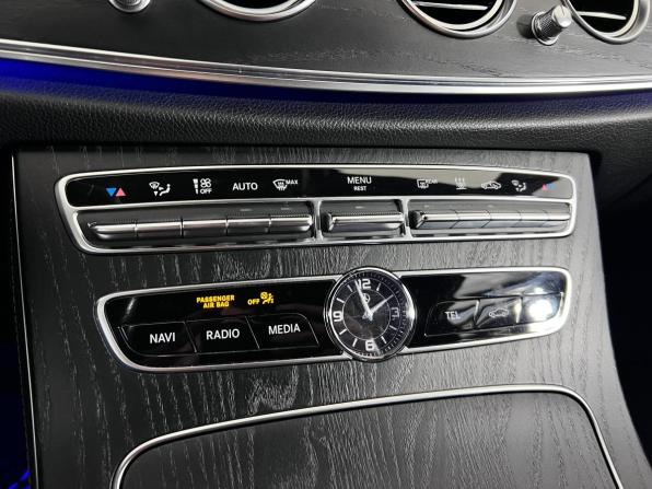 Mercedes-Benz E-Класс V (W213 S213 C238) с пробегом 2018 года, цена 2 950 000 рублей, 136079 км, седан, Автокод Объявления