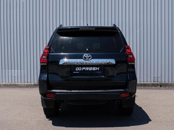 Toyota Land Cruiser Prado 150 Series Рестайлинг 2 с пробегом 2019 года, цена 5 175 000 рублей, 78328 км, внедорожник, Автокод Объявления