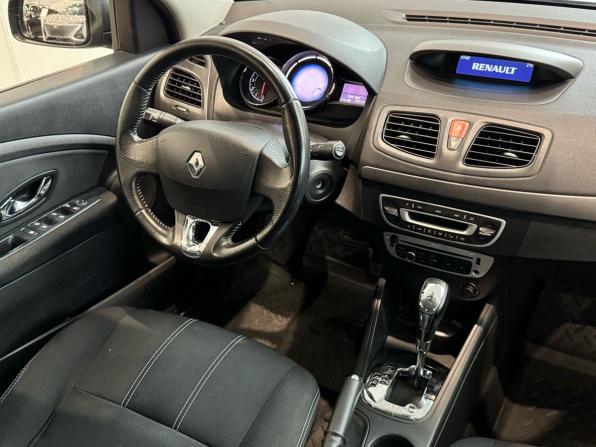 Renault Fluence I Рестайлинг с пробегом 2014 года, цена 770 000 рублей, 143000 км, седан, Автокод Объявления