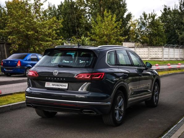 Volkswagen Touareg III с пробегом 2019 года, цена 4 499 000 рублей, 196824 км, внедорожник, Автокод Объявления