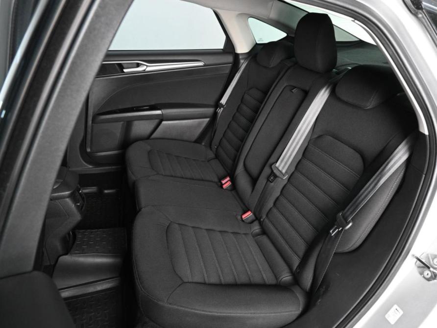 Ford Mondeo V Ростов-на-Дону  - изображение 9