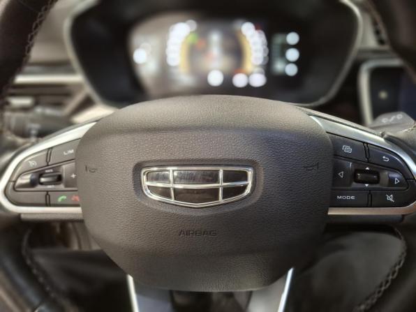 Geely Atlas Pro с пробегом 2023 года, цена 1 829 000 рублей, 81786 км, внедорожник, Автокод Объявления