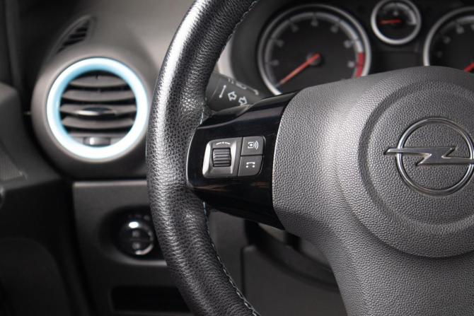 Opel Corsa D с пробегом 2011 года, цена 839 000 рублей, 155788 км, хэтчбек, Автокод Объявления