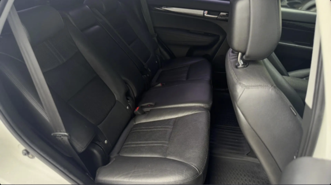 Kia Sorento II Рестайлинг с пробегом 2013 года, цена 1 990 000 рублей, 130000 км, внедорожник, Автокод Объявления