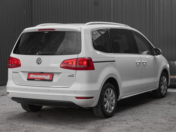 Volkswagen Sharan II с пробегом 2011 года, цена 1 225 000 рублей, 158487 км, минивэн, Автокод Объявления