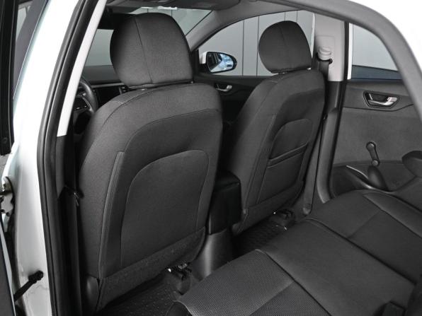 Hyundai Solaris II с пробегом 2017 года, цена 1 389 000 рублей, 113432 км, седан, Автокод Объявления