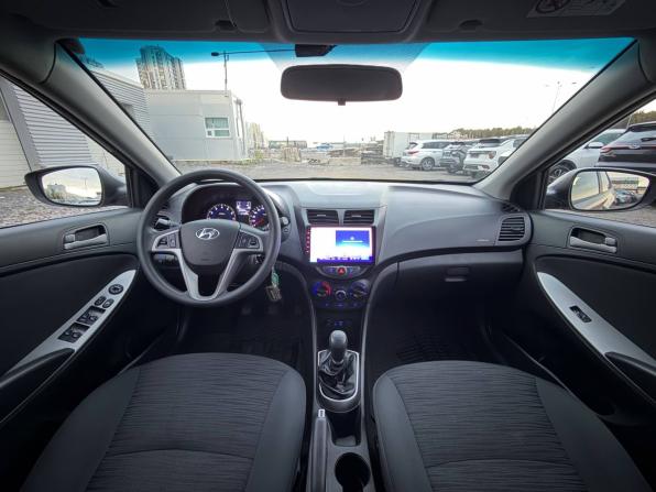 Hyundai Solaris I Рестайлинг с пробегом 2014 года, цена 795 000 рублей, 147392 км, хэтчбек, Автокод Объявления
