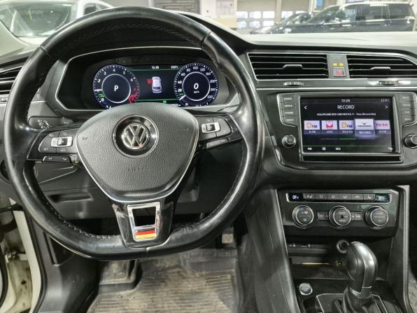 Volkswagen Tiguan II с пробегом 2017 года, цена 1 790 000 рублей, 209923 км, внедорожник, Автокод Объявления