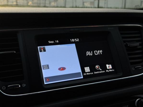 Kia Carnival III с пробегом 2020 года, цена 2 800 000 рублей, 136500 км, минивэн, Автокод Объявления