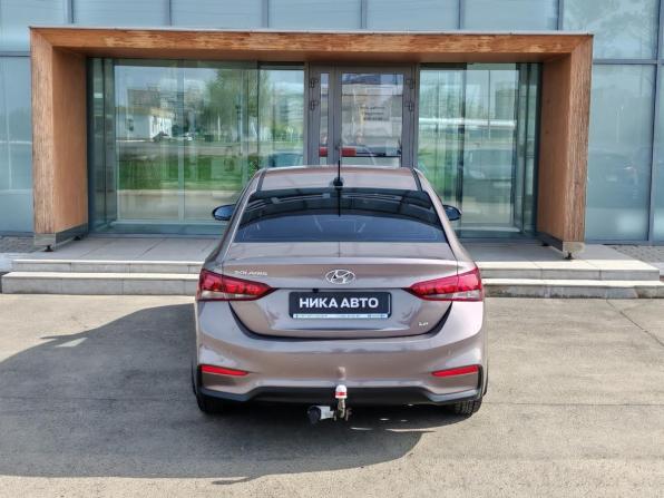 Hyundai Solaris II с пробегом 2019 года, цена 1 350 000 рублей, 117931 км, седан, Автокод Объявления