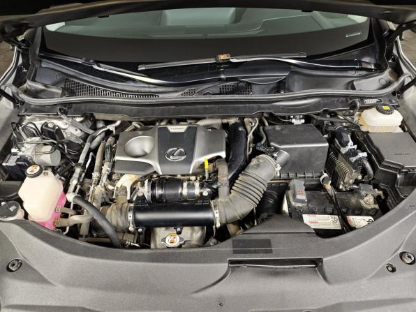 Lexus RX IV с пробегом 2017 года, цена 3 850 000 рублей, 102000 км, внедорожник, Автокод Объявления