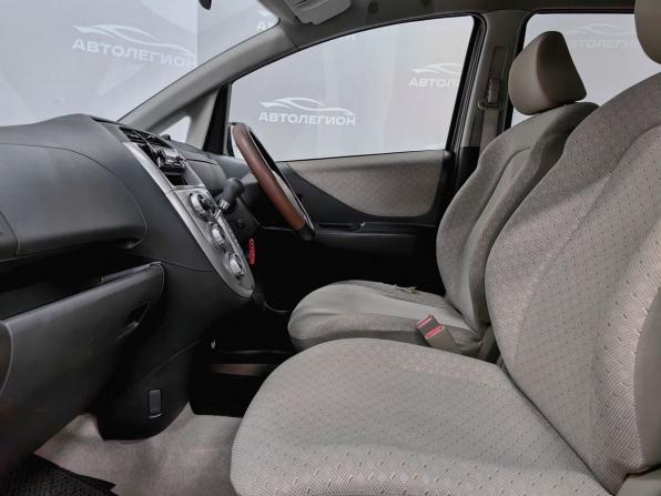 Toyota Ractis I с пробегом 2005 года, цена 550 000 рублей, 202500 км, хэтчбек, Автокод Объявления