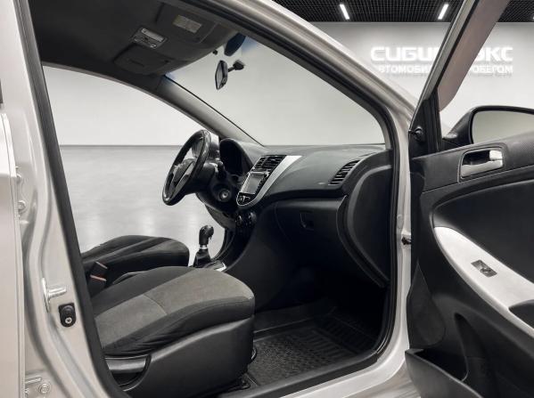 Hyundai Solaris I с пробегом 2012 года, цена 700 000 рублей, 183000 км, хэтчбек, Автокод Объявления