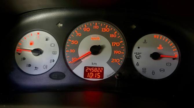 Renault Symbol I Рестайлинг 2 с пробегом 2007 года, цена 265 000 рублей, 245821 км, седан, Автокод Объявления