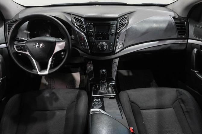Hyundai i40 I с пробегом 2013 года, цена 949 000 рублей, 179000 км, универсал, Автокод Объявления